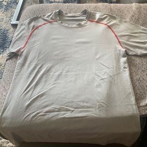 Lululemon Mens T-shirt Large